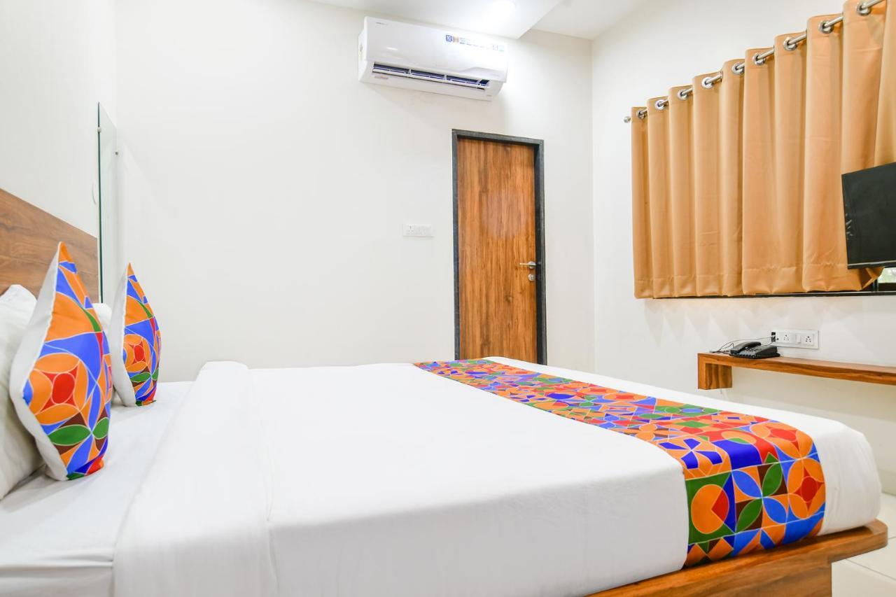 Hotel O Blue Sky Indore Buitenkant foto