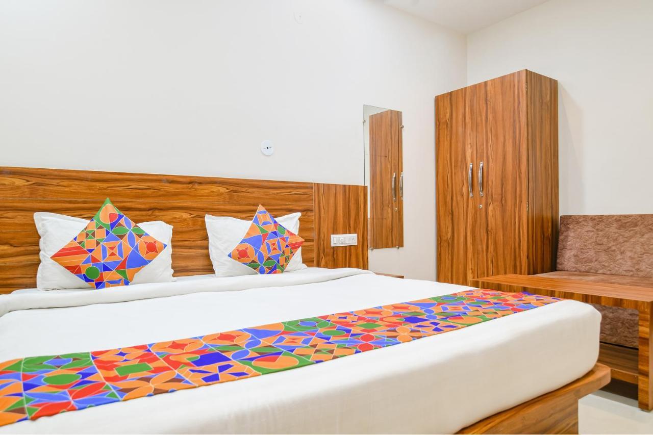 Hotel O Blue Sky Indore Buitenkant foto